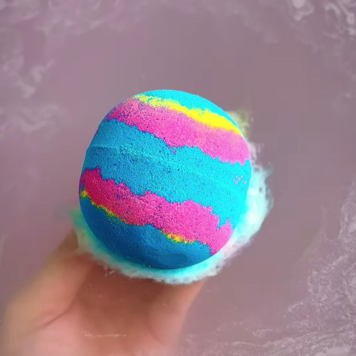 Surprise Bath Bomb (Blue)